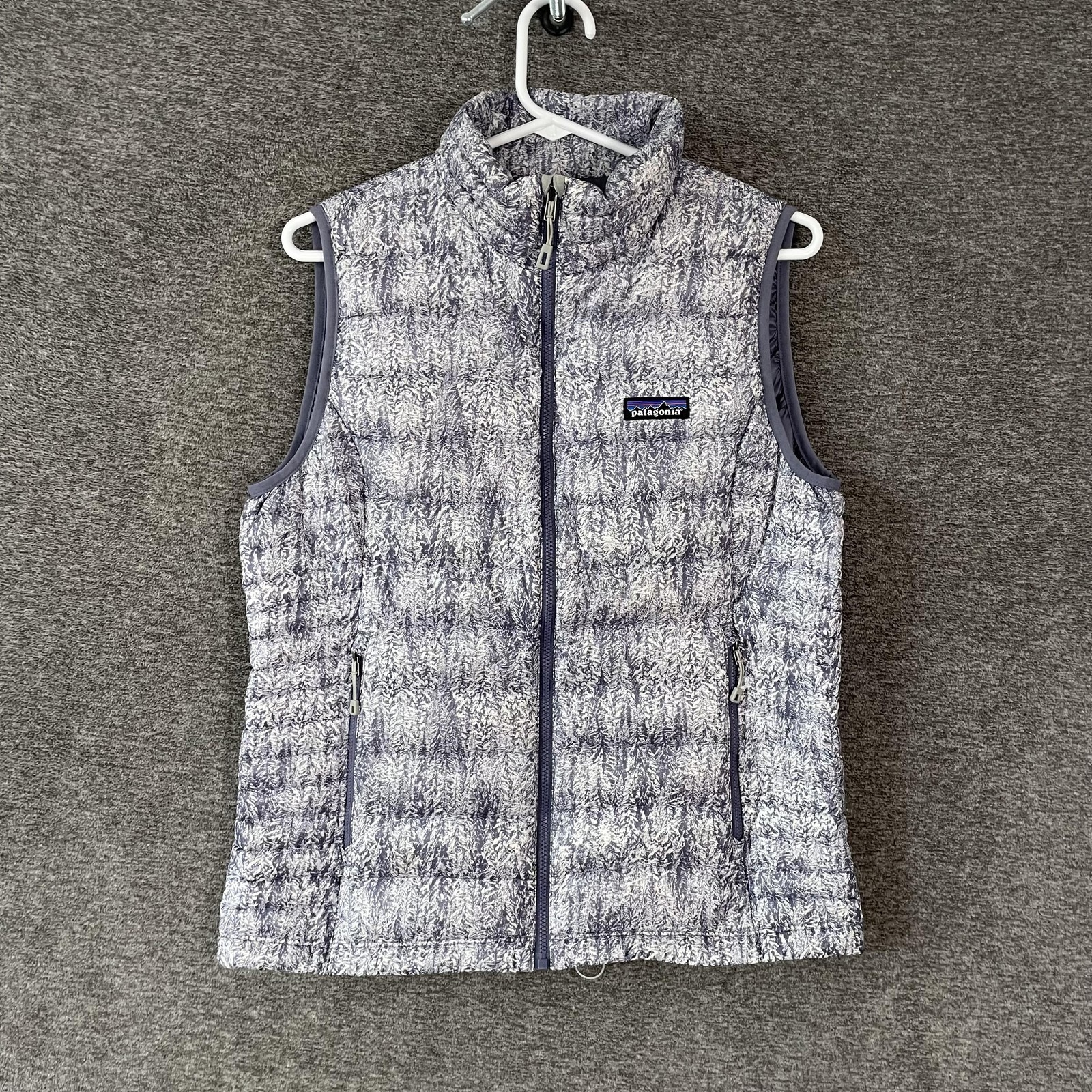 Patagonia Down Sweater Vest Womens Medium Gray Quilted Insulated Full Zip